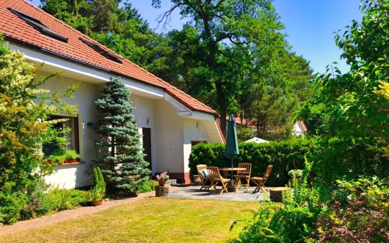 Apartamenty Winniczki โปเบียโรโว ภายนอก รูปภาพ
