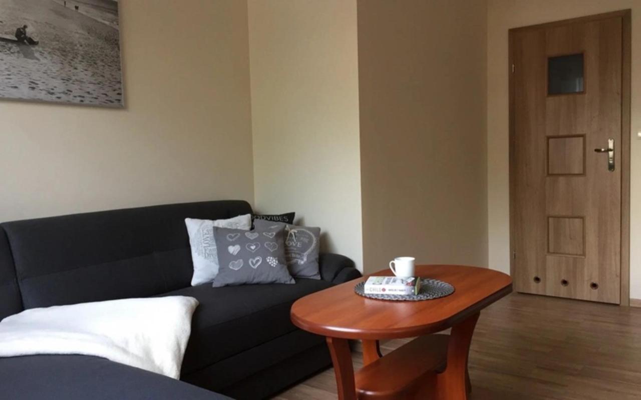 Apartamenty Winniczki โปเบียโรโว ภายนอก รูปภาพ
